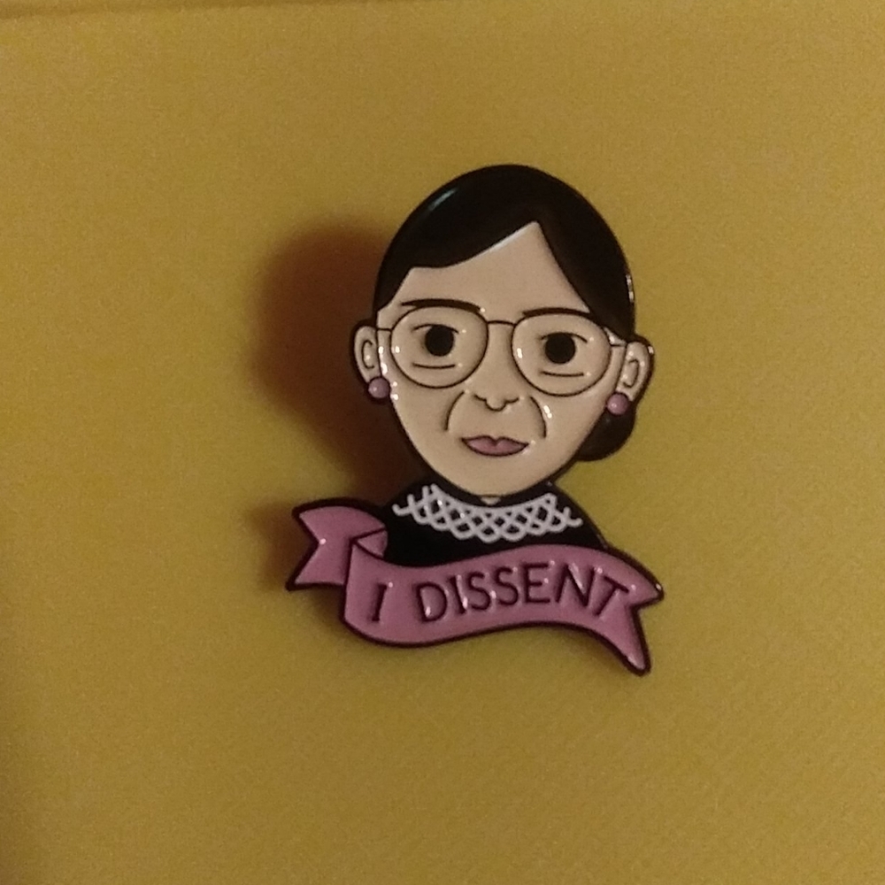I Dissent Pin (Justice Ginsburg)